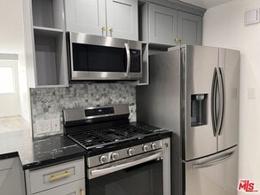 10787 Wilshire Blvd in Los Angeles, CA - Building Photo - Building Photo