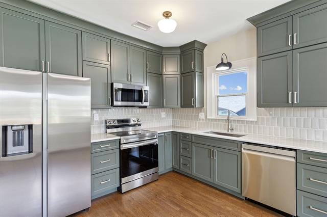 2825 W Twelfth St in Dallas, TX - Building Photo - Building Photo