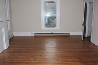 215 S Commerce St in Woodstock, VA - Building Photo - Building Photo