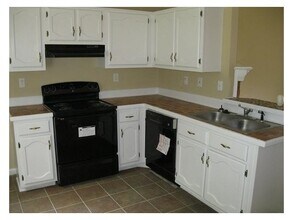 9274 Charly Hill Ln in Memphis, TN - Building Photo - Building Photo