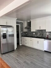 70 Stephens Ln in Fairfield, CT - Building Photo - Building Photo