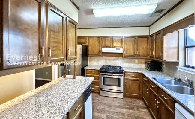 493 Cedar Crest Dr in Birmingham, AL - Building Photo - Building Photo