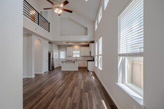 10817 Harwood Overlook Pass in Austin, TX - Building Photo - Building Photo