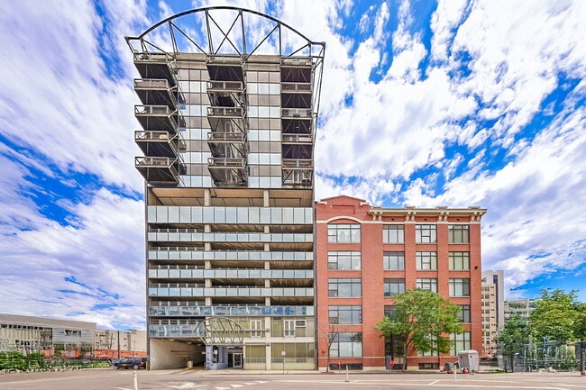 property at 2020 Arapahoe St