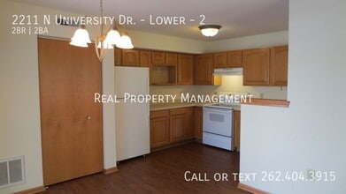 2211 N University Dr in Waukesha, WI - Building Photo - Building Photo