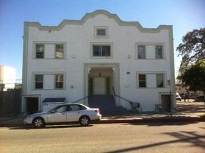 The Grand Apartments in Los Angeles, CA - Building Photo - Building Photo