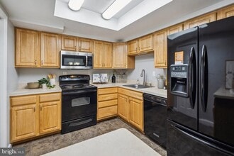 1765 Carry Pl in Crofton, MD - Building Photo - Building Photo