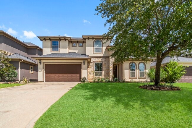106 Bella Luce in Shenandoah, TX - Building Photo - Building Photo