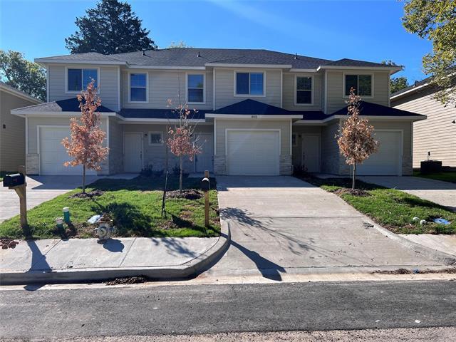 property at 807 S 6th St