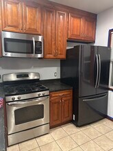 68 Eastwood Pl, Unit 1 in Buffalo, NY - Building Photo - Building Photo