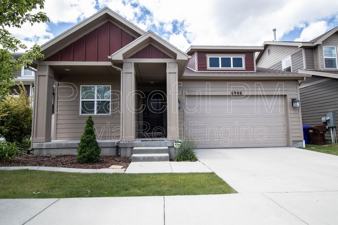 6906 Suzanne Drive in Midvale, UT - Building Photo