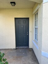 130 SW Peacock Blvd in Port St. Lucie, FL - Building Photo