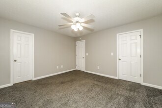 33 Daisy Ln in Villa Rica, GA - Building Photo - Building Photo