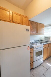 13 N Bradford St - 6