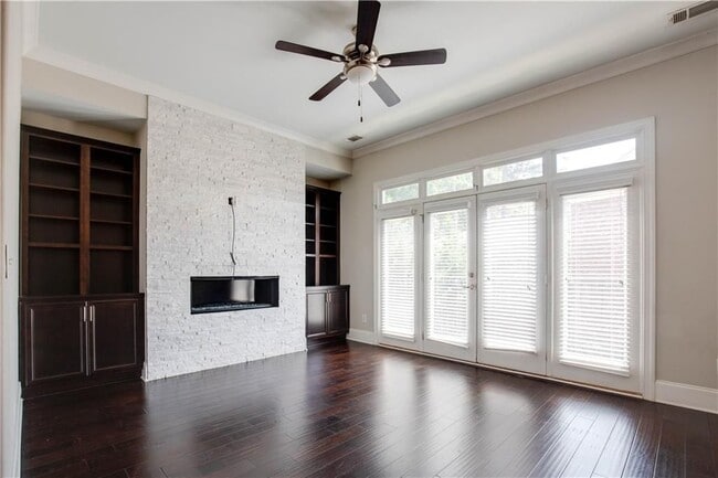 1959 Townsend Ct in Atlanta, GA - Building Photo - Building Photo