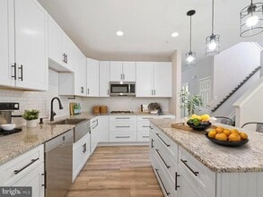 5907 Trumpet Sound Ct in Columbia, MD - Building Photo - Building Photo