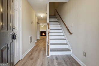 1242 Vintage Pointe Dr in Lawrenceville, GA - Building Photo - Building Photo