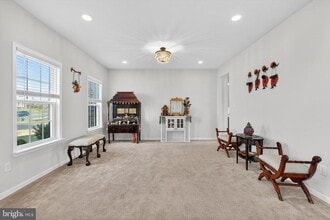 40 Gina Dr in Allentown, NJ - Building Photo - Building Photo