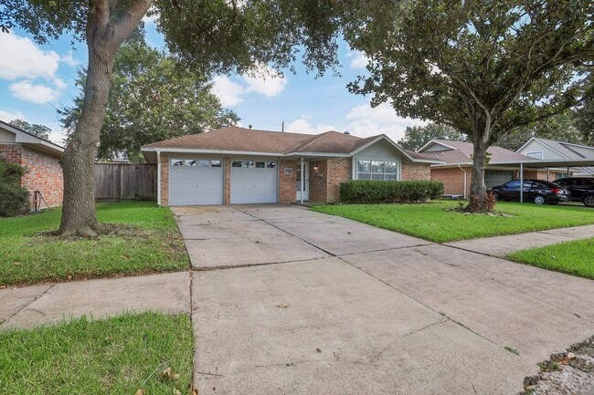property at 722 Princeton Ln