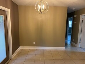 2601 Rippee Rd in Tallahassee, FL - Building Photo - Building Photo