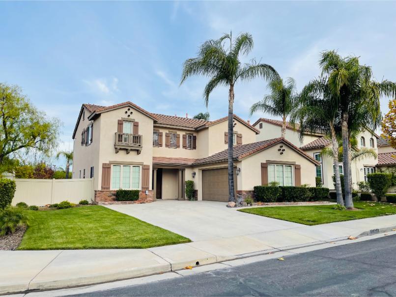 45434 Callesito Altar in Temecula, CA - Building Photo