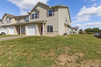 489 Shade Tree Ln in Farmington, MO - Foto de edificio - Building Photo