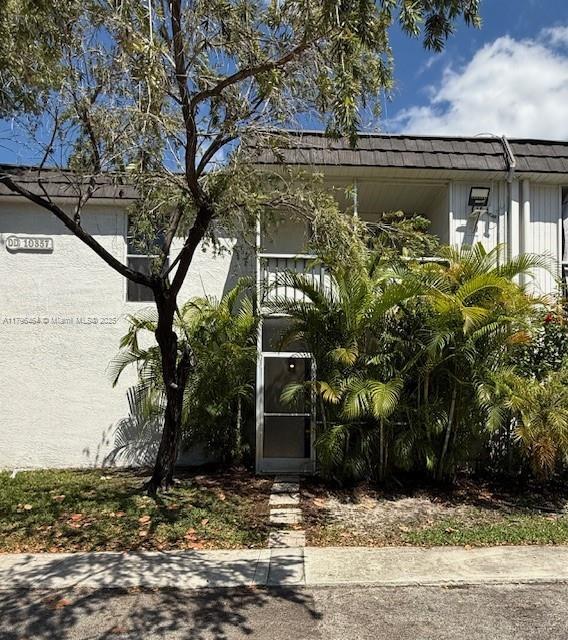 property at 10357 N Kendall Dr