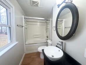 711 Parsonage St in Elizabeth City, NC - Building Photo - Building Photo