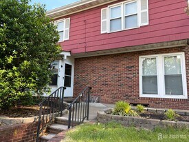 32 Heston Ave in South Amboy, NJ - Building Photo