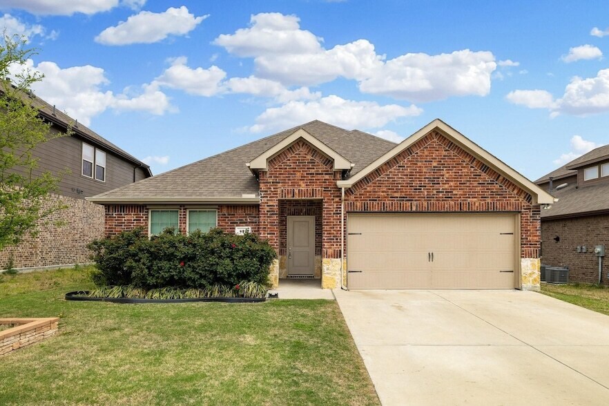 410 Gunsmoke Trail in Princeton, TX - Foto de edificio