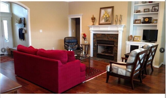 307 Stoney Hills Ct, Unit 03-2001B in College Station, TX - Building Photo - Building Photo