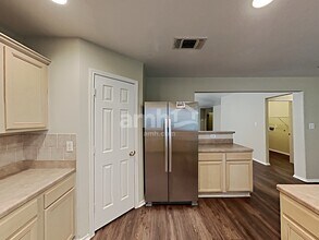 4124 Wensledale Dr in Schertz, TX - Foto de edificio - Building Photo