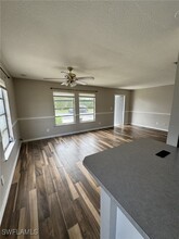 42 Temple Ct in Lehigh Acres, FL - Building Photo - Building Photo