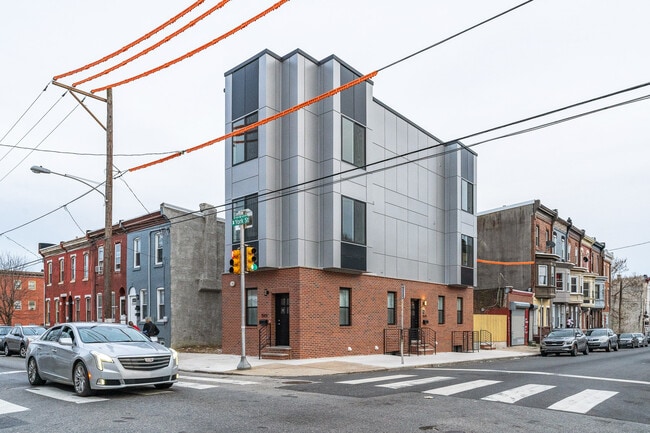property at 1544 W York St