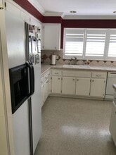 1398 SW 9th St in Boca Raton, FL - Foto de edificio - Building Photo