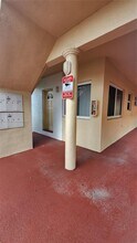 505 S Ocean Dr in Hollywood, FL - Building Photo - Building Photo