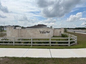 3404 Costello Cir in Winter Haven, FL - Building Photo - Building Photo