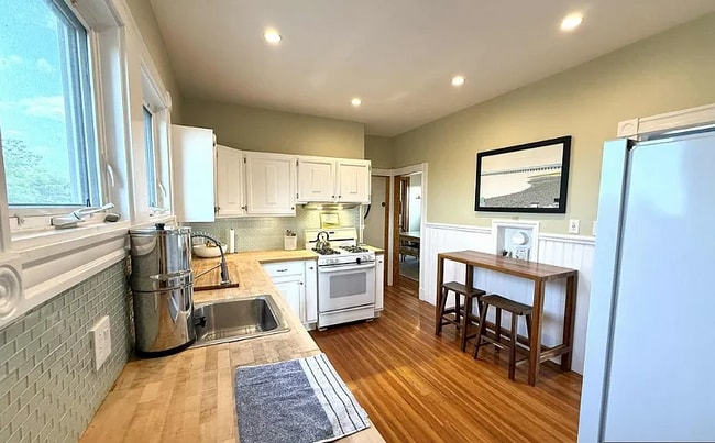 14 Saint Martin St, Unit 3