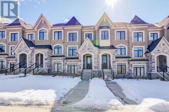 539 Carrville Rd in Richmond Hill, ON - Building Photo - Building Photo