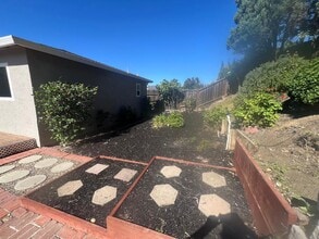 3421 Serpentine Dr in Antioch, CA - Building Photo - Building Photo