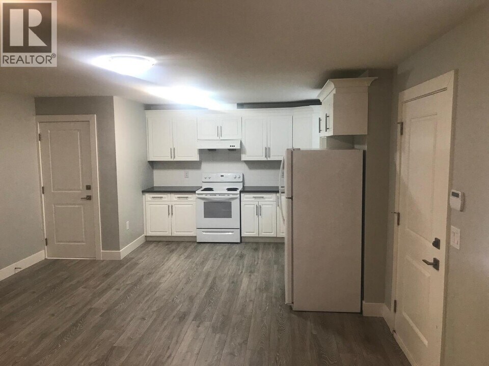 13XX Hames Cres in Coquitlam, BC - Building Photo