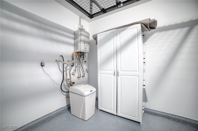 8164 Caldera Creek St