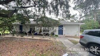 1984 Agora Cir SE in Palm Bay, FL - Building Photo