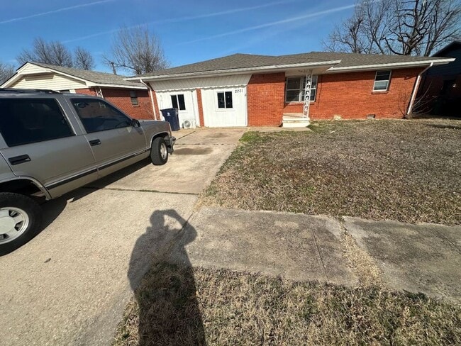 property at 2201 SW 76th St