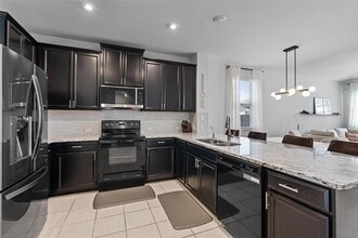 137 Red Sun Dr in Kyle, TX - Building Photo - Building Photo