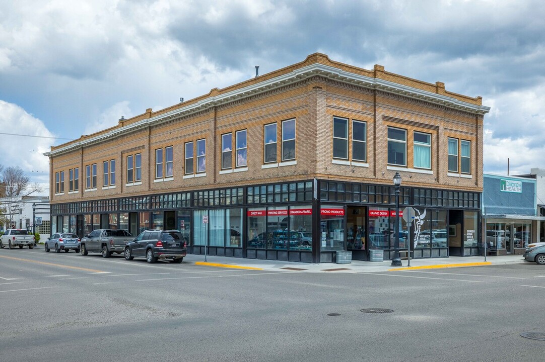 201 S Main St in Livingston, MT - Building Photo