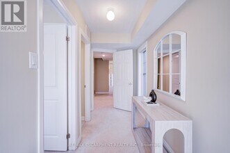 1553 Green Rd in Bowmanville, ON - Building Photo - Building Photo