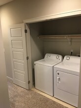 15876 Valley View Dr in Overland Park, KS - Building Photo - Building Photo