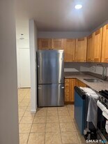 15 Greenwich Ave in Stamford, CT - Building Photo