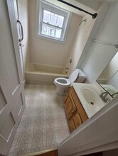 12 Union St in Keene, NH - Foto de edificio - Building Photo